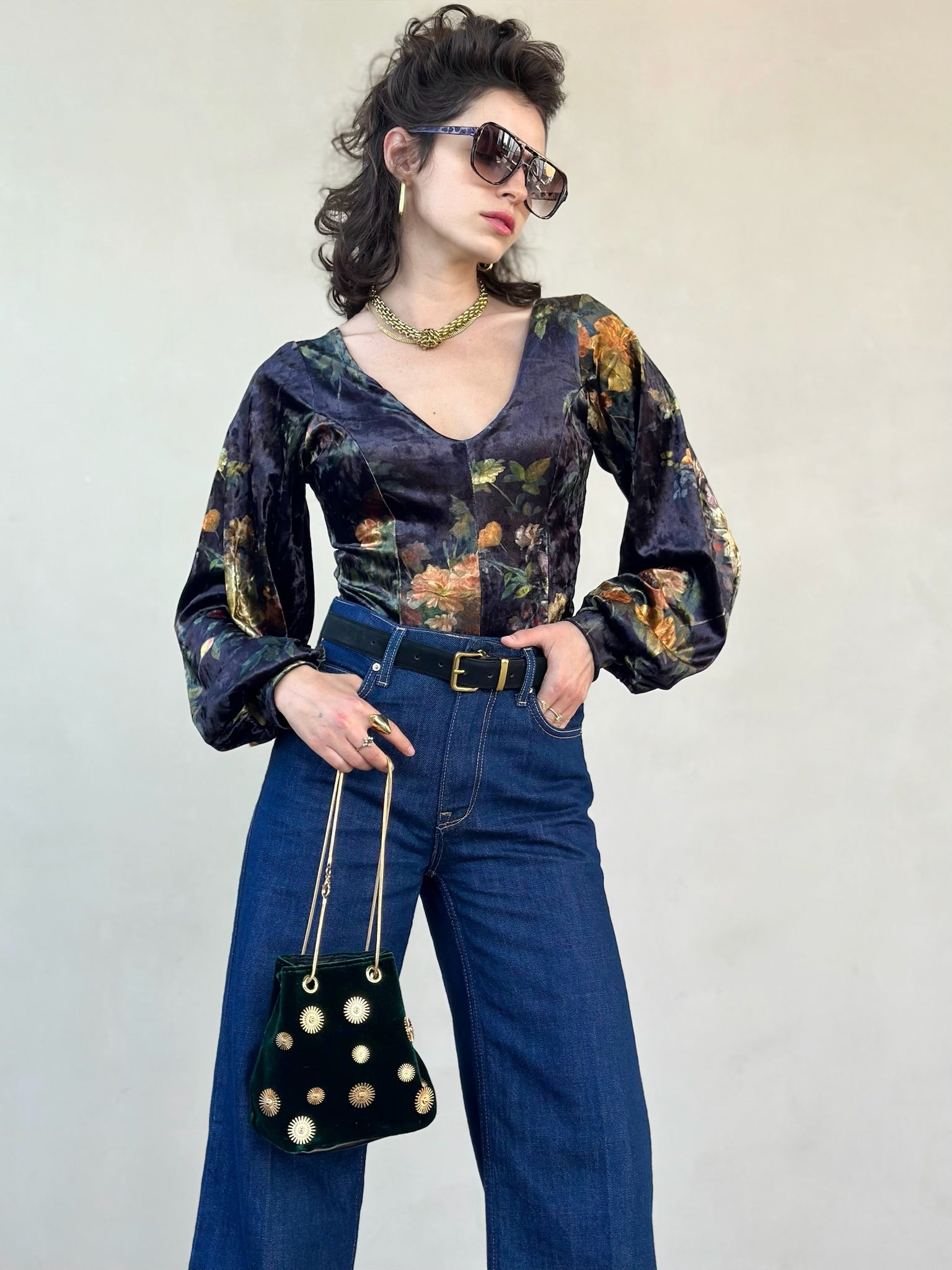 חולצת סופיה קטיפה פרינט ויקטוריאני