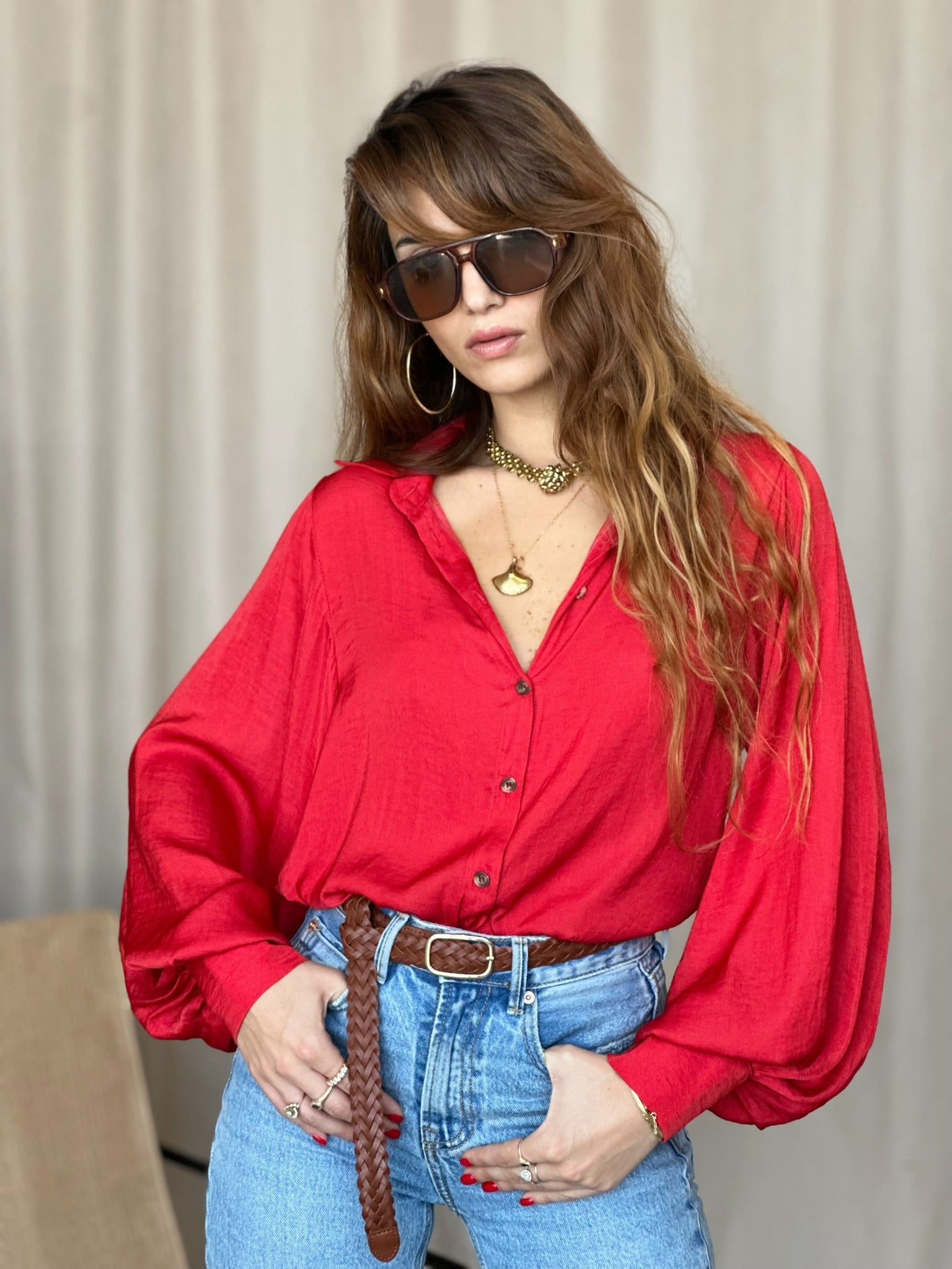 חולצת פריסיליה - אדומה