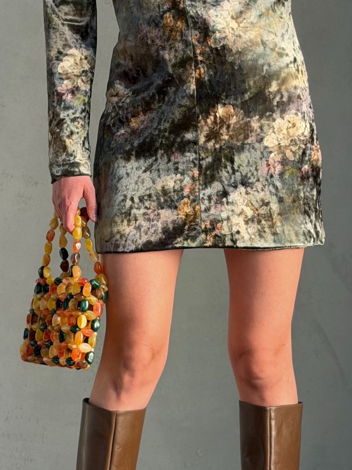 שמלת ברלין - ירוק פרחים דהויים