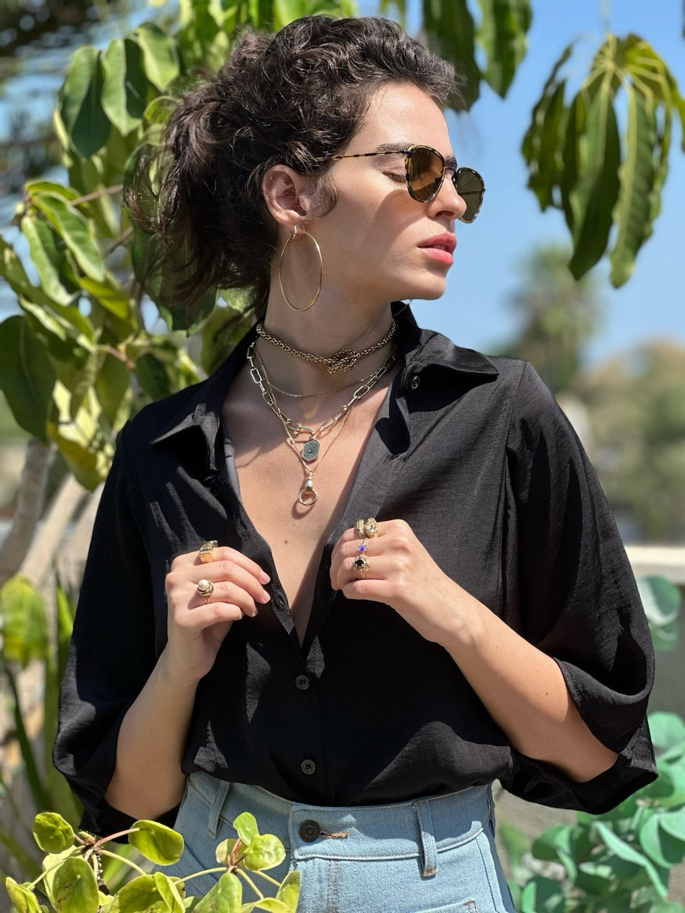 מכופתרת קמילה - שחור