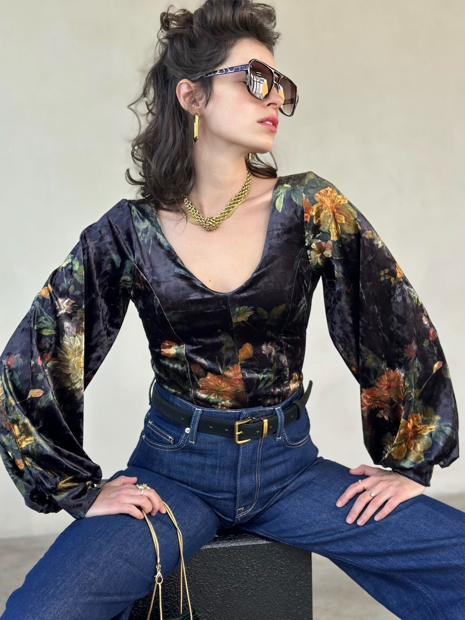 חולצת סופיה קטיפה פרינט ויקטוריאני