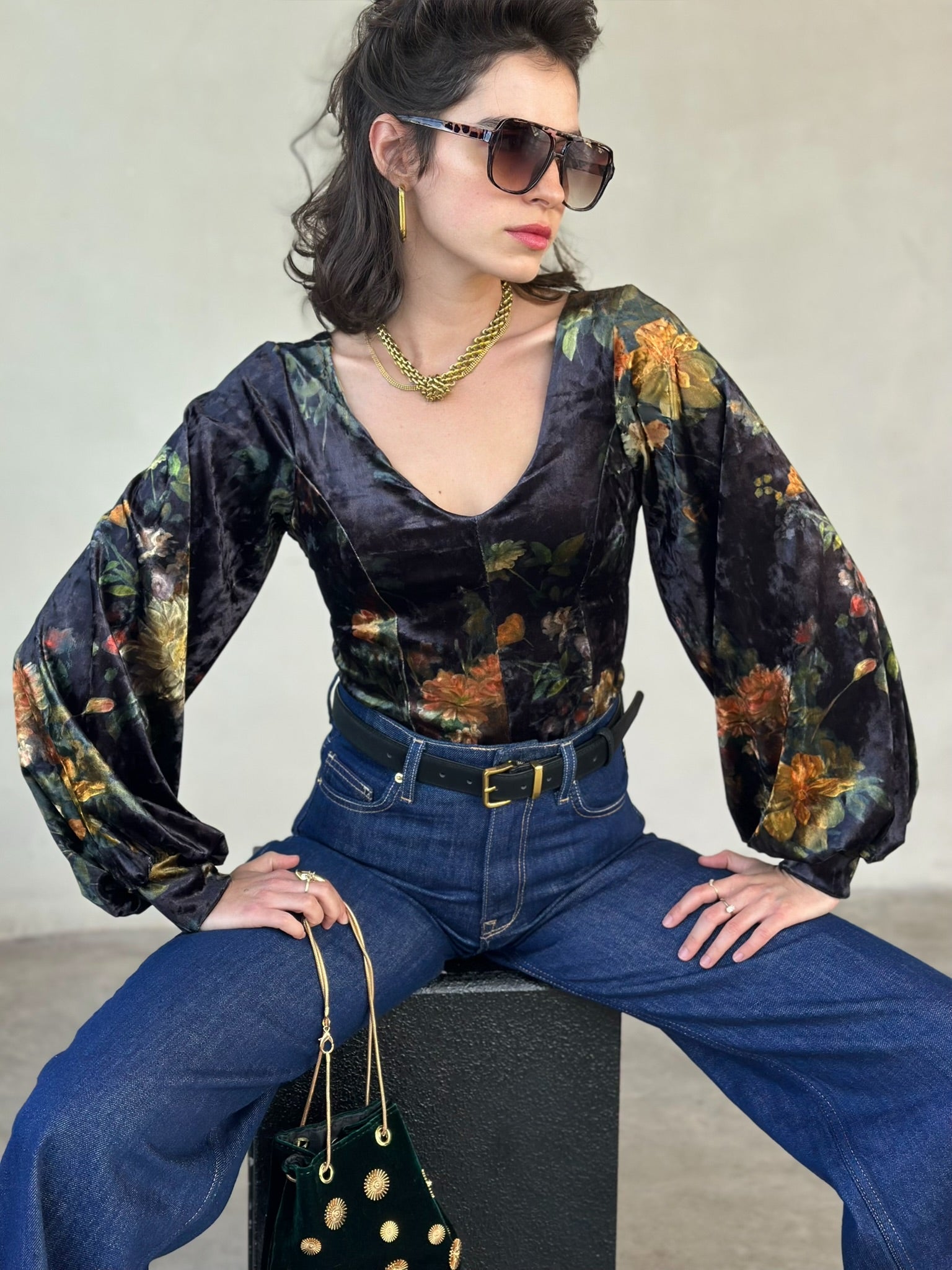 חולצת סופיה קטיפה פרינט ויקטוריאני