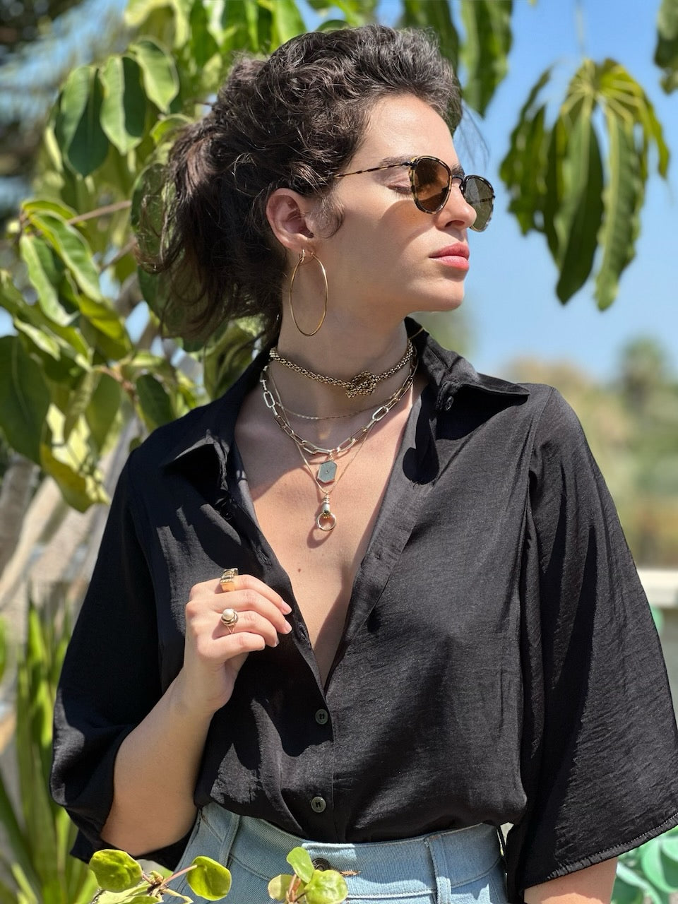 מכופתרת קמילה - שחור