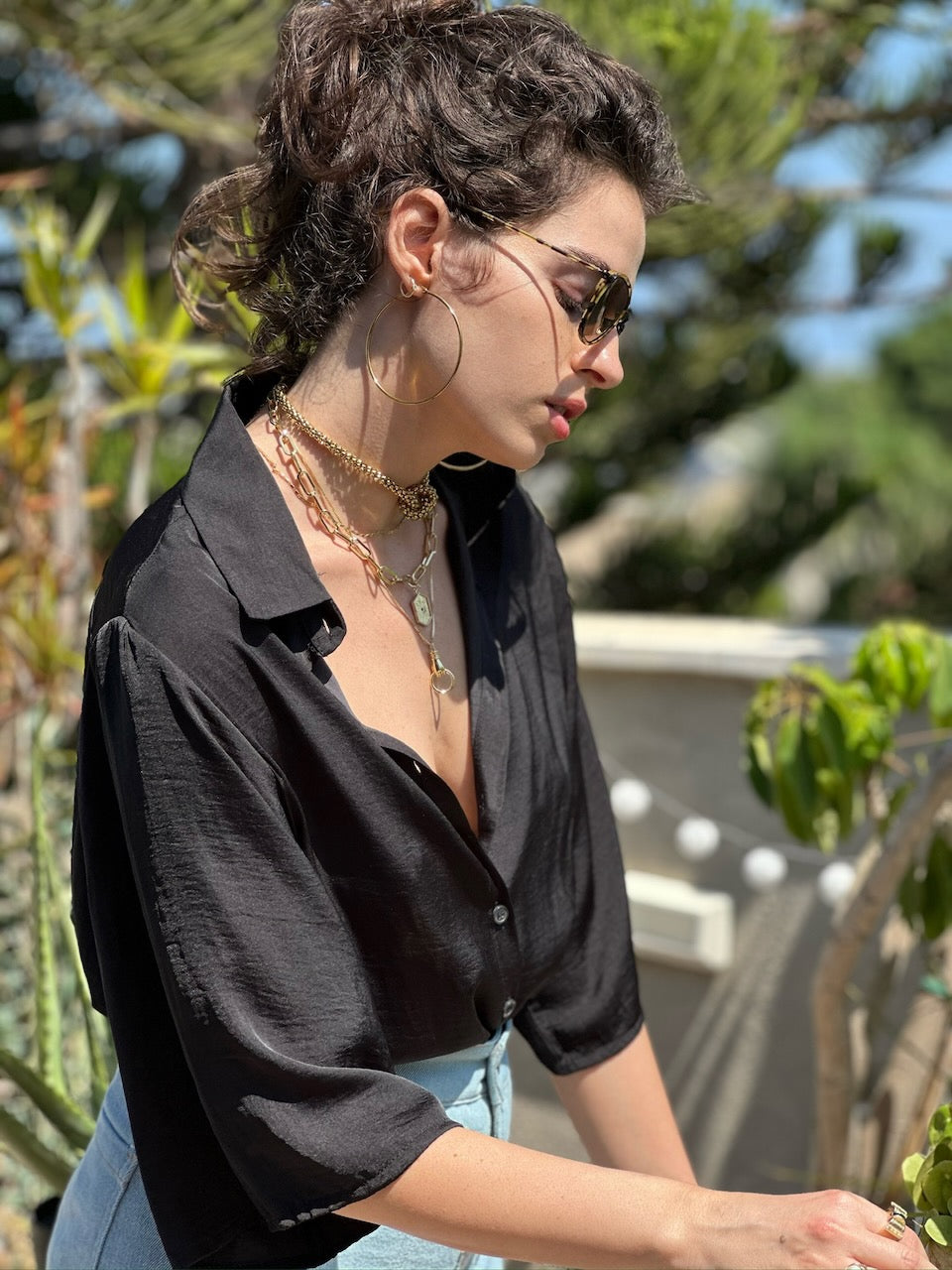 מכופתרת קמילה - שחור