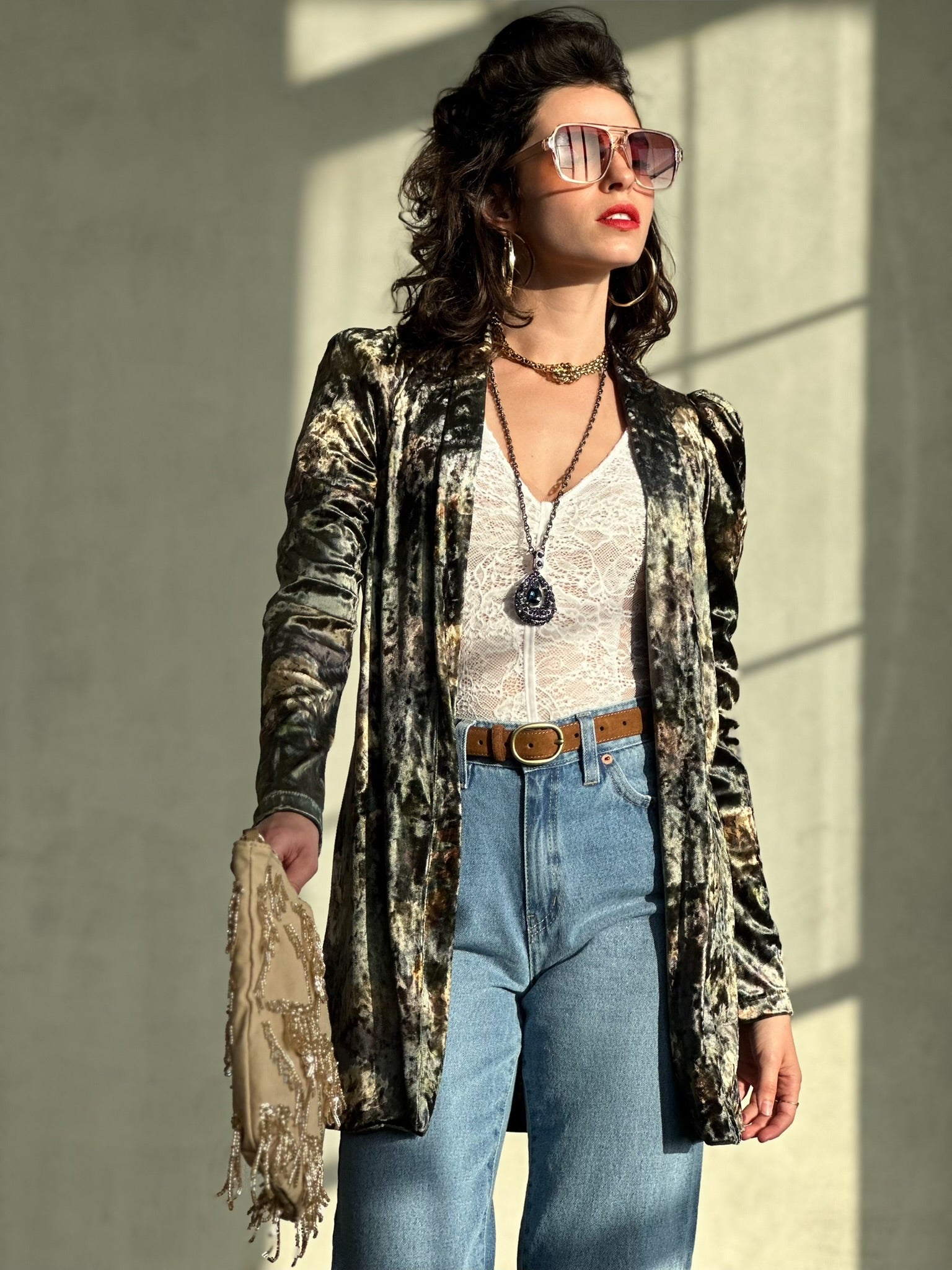 עליונית ברלין ירוק פרחים דהויים