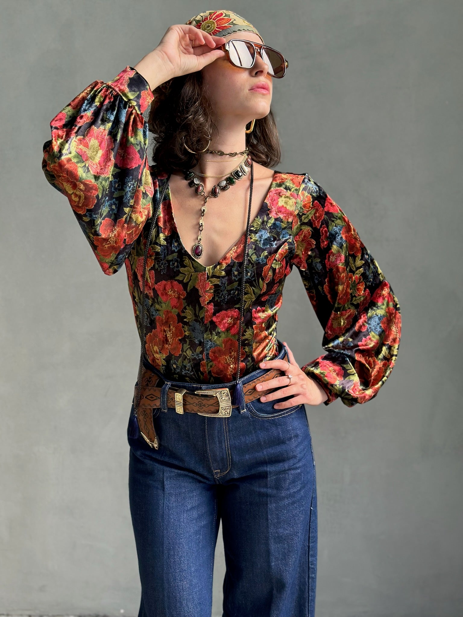 חולצת סופיה קטיפה פרינט גיאורגי