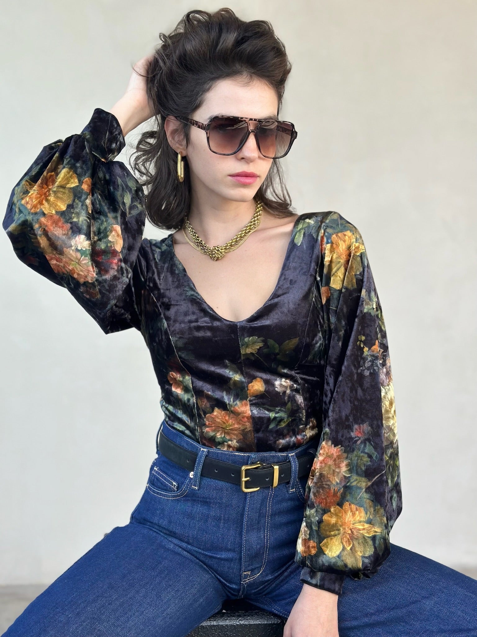 חולצת סופיה קטיפה פרינט ויקטוריאני