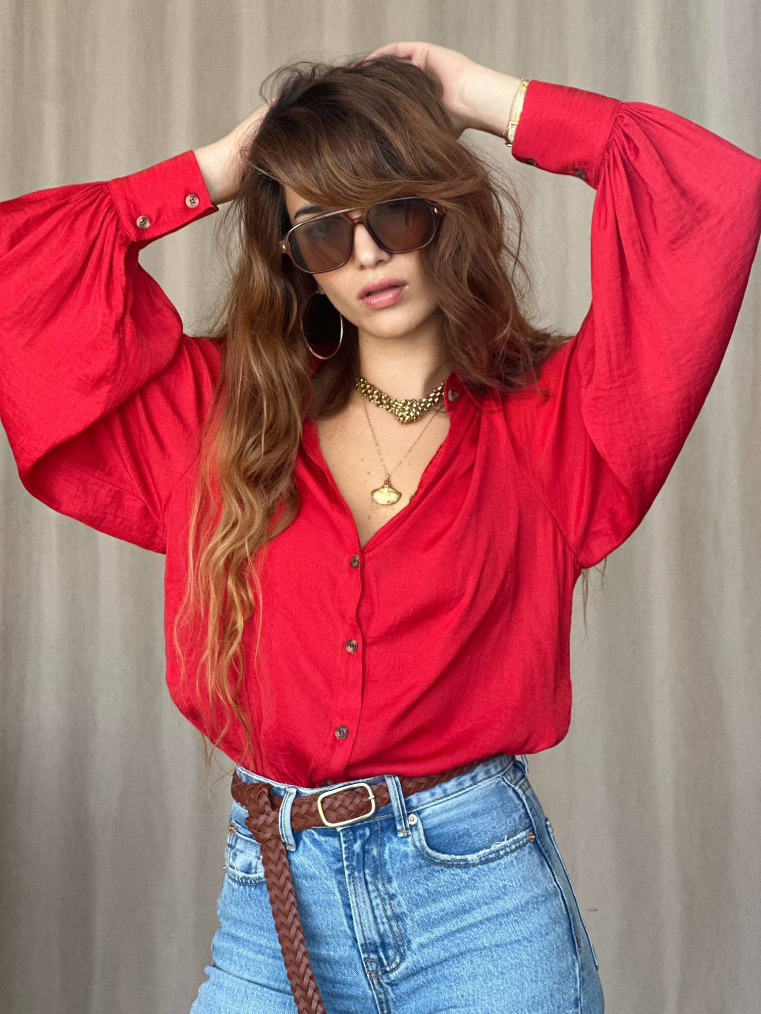 חולצת פריסיליה - אדומה