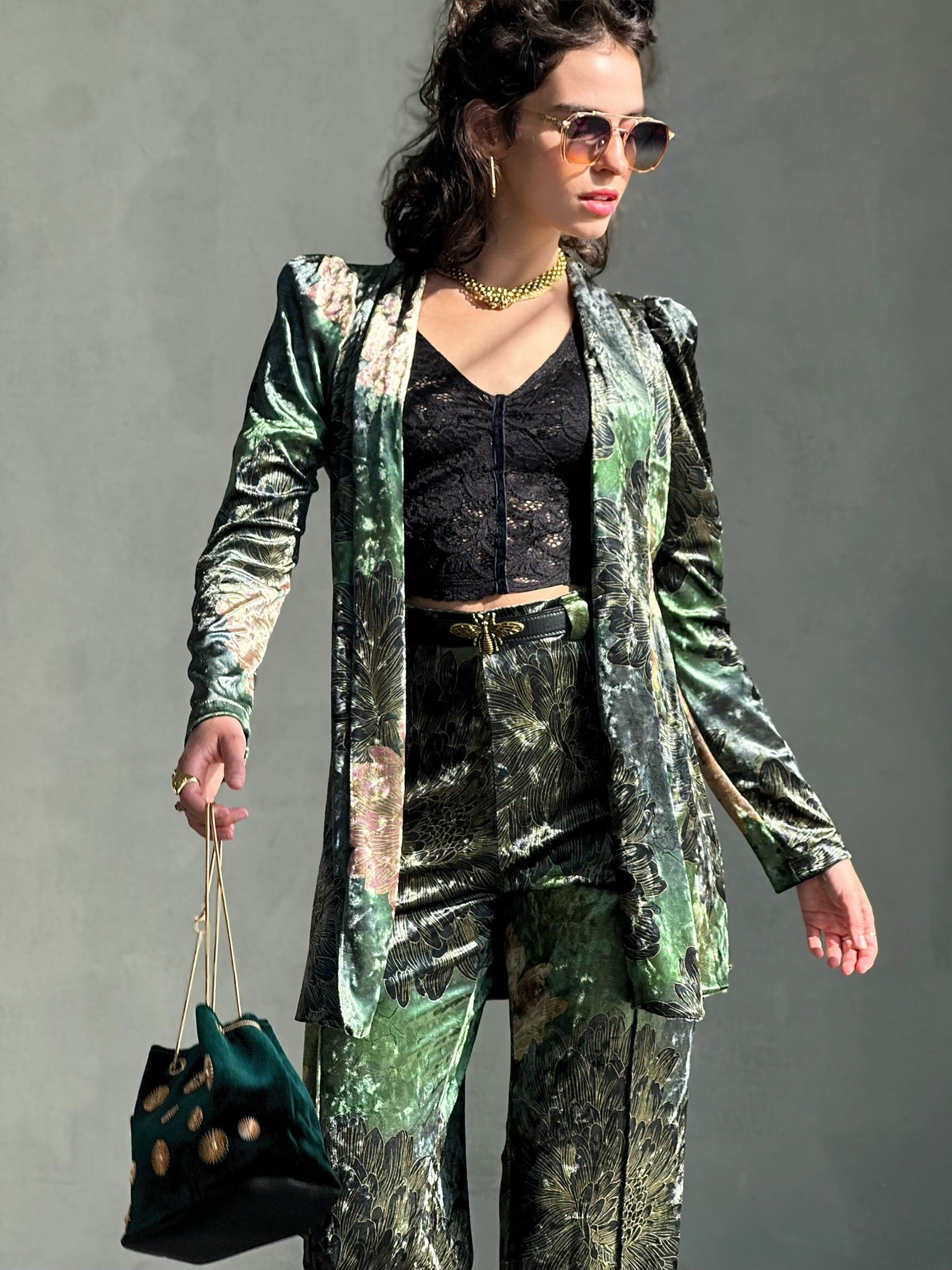 עליונית ברלין קטיפה שבורה - ירוק פרינט חרציות