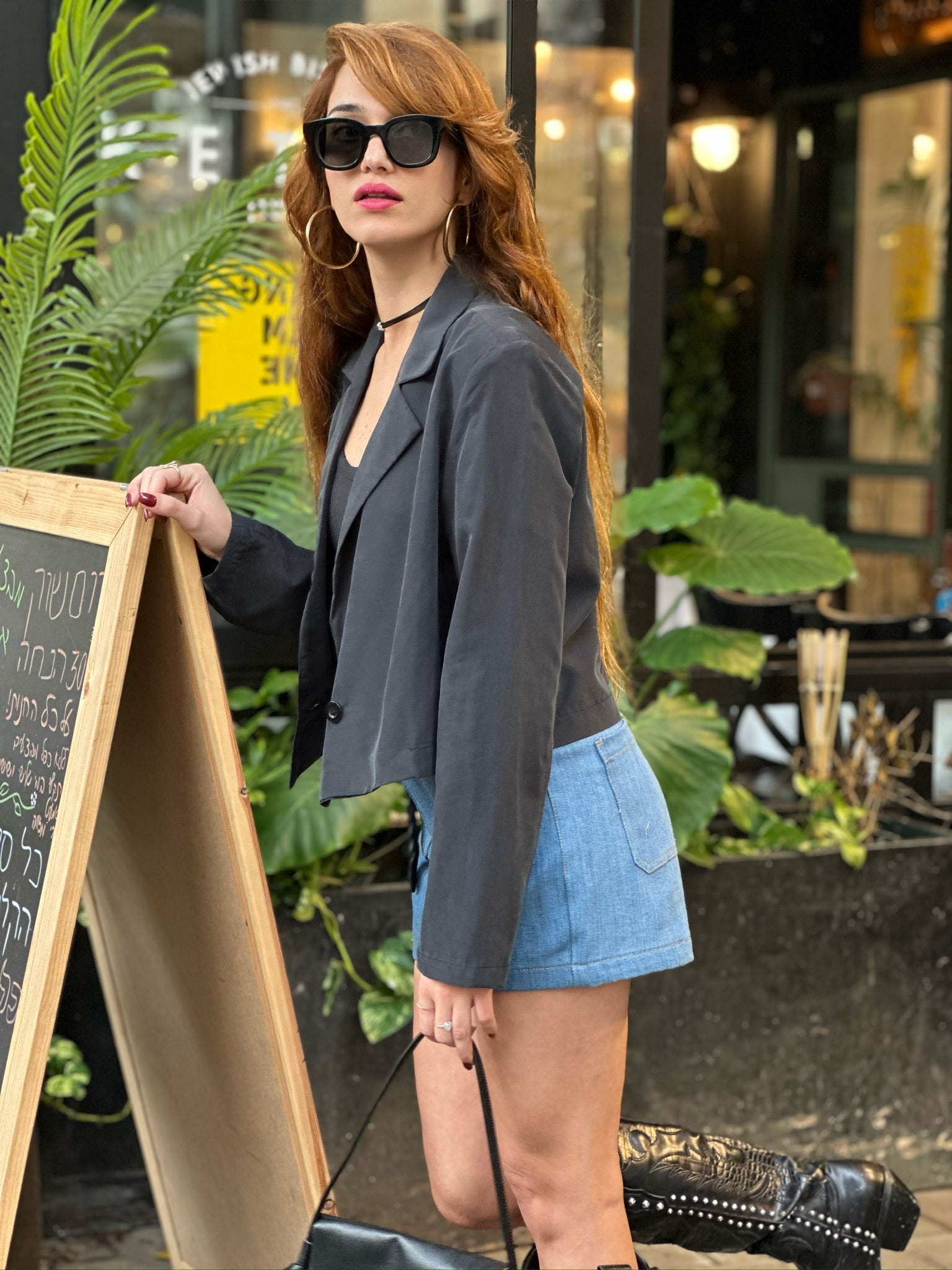 עליונית מייקל - שחור