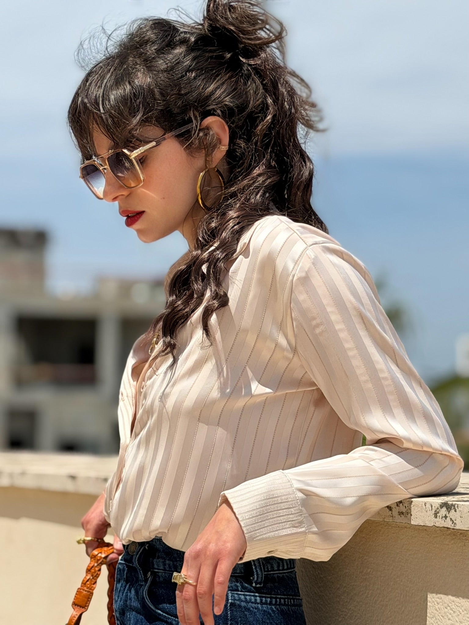 חולצת ג׳ינה - שמנת פסים