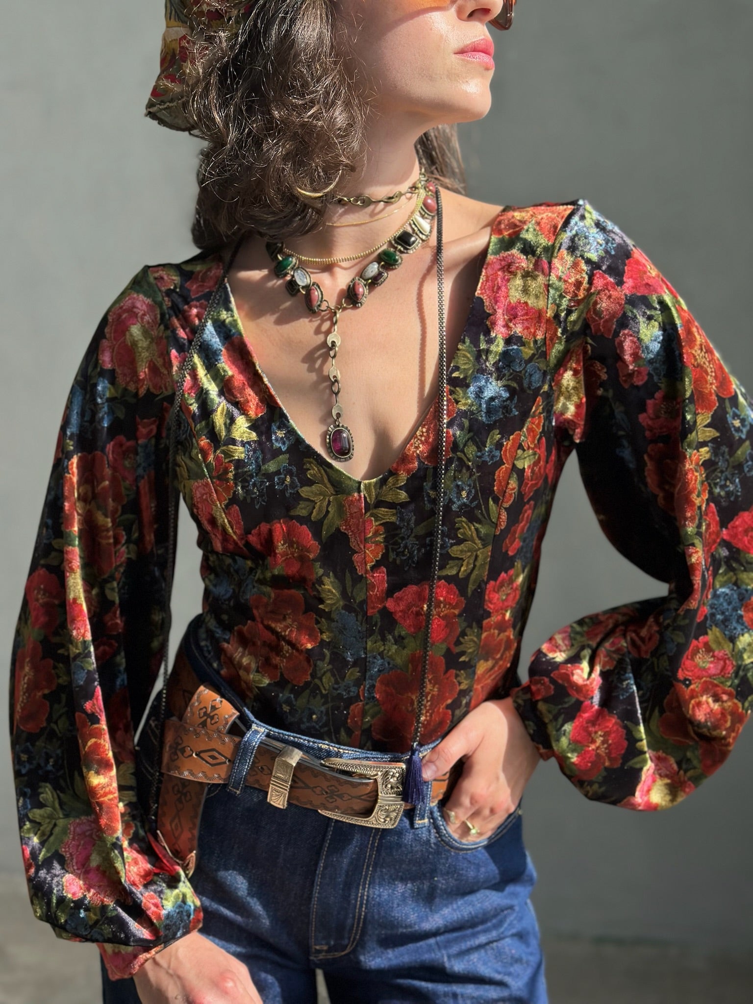 חולצת סופיה קטיפה פרינט גיאורגי