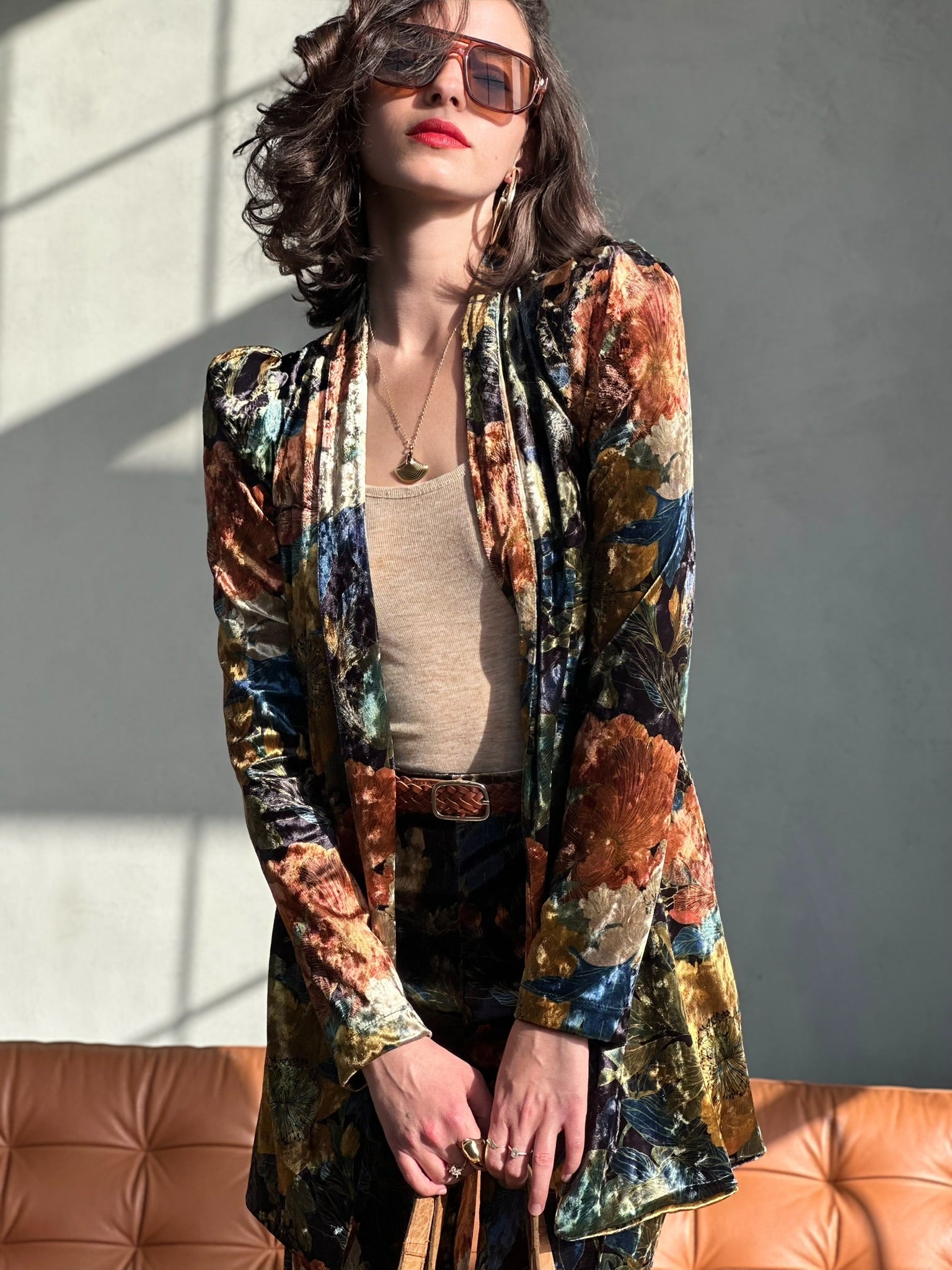 עליונית ברלין קטיפה שבורה - פרחים גדולים