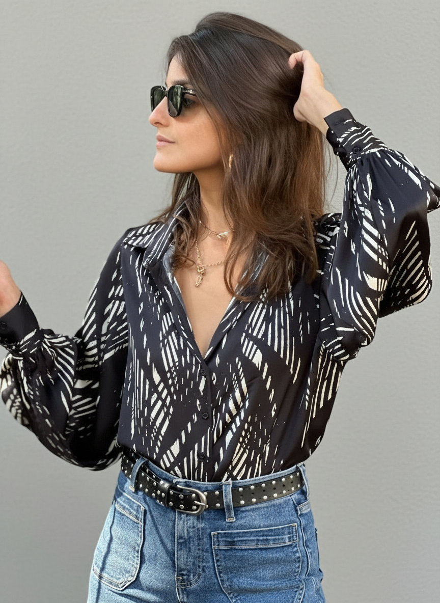 חולצת פריסיליה - שחור לבן