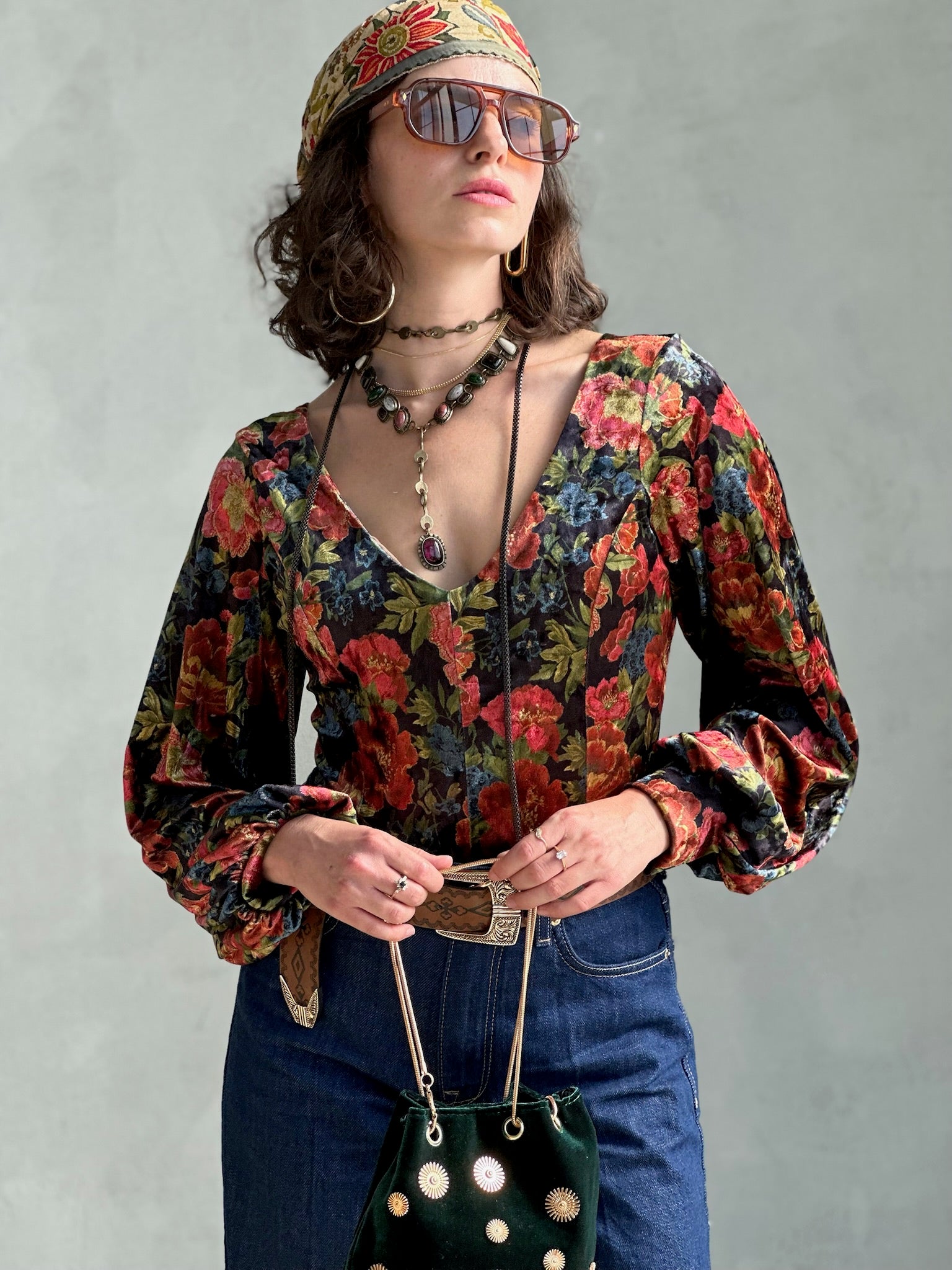 חולצת סופיה קטיפה פרינט גיאורגי