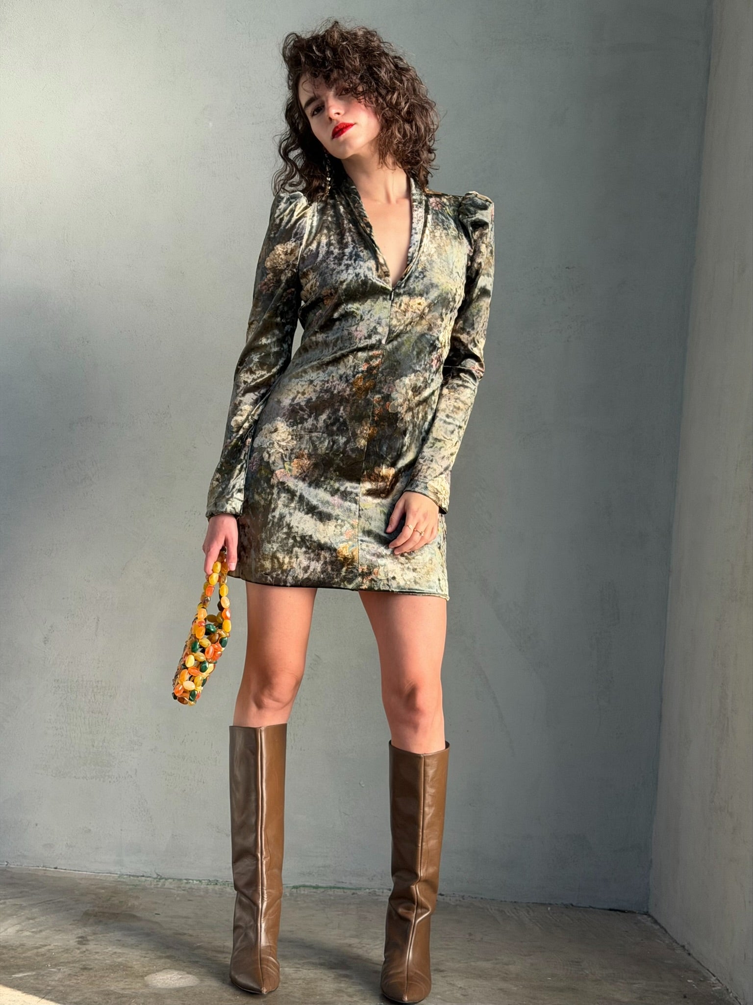 שמלת ברלין - ירוק פרחים דהויים