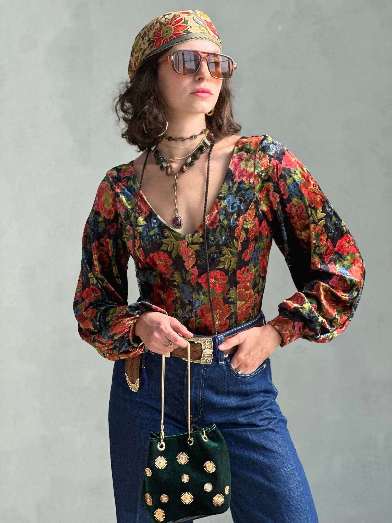 חולצת סופיה קטיפה פרינט גיאורגי