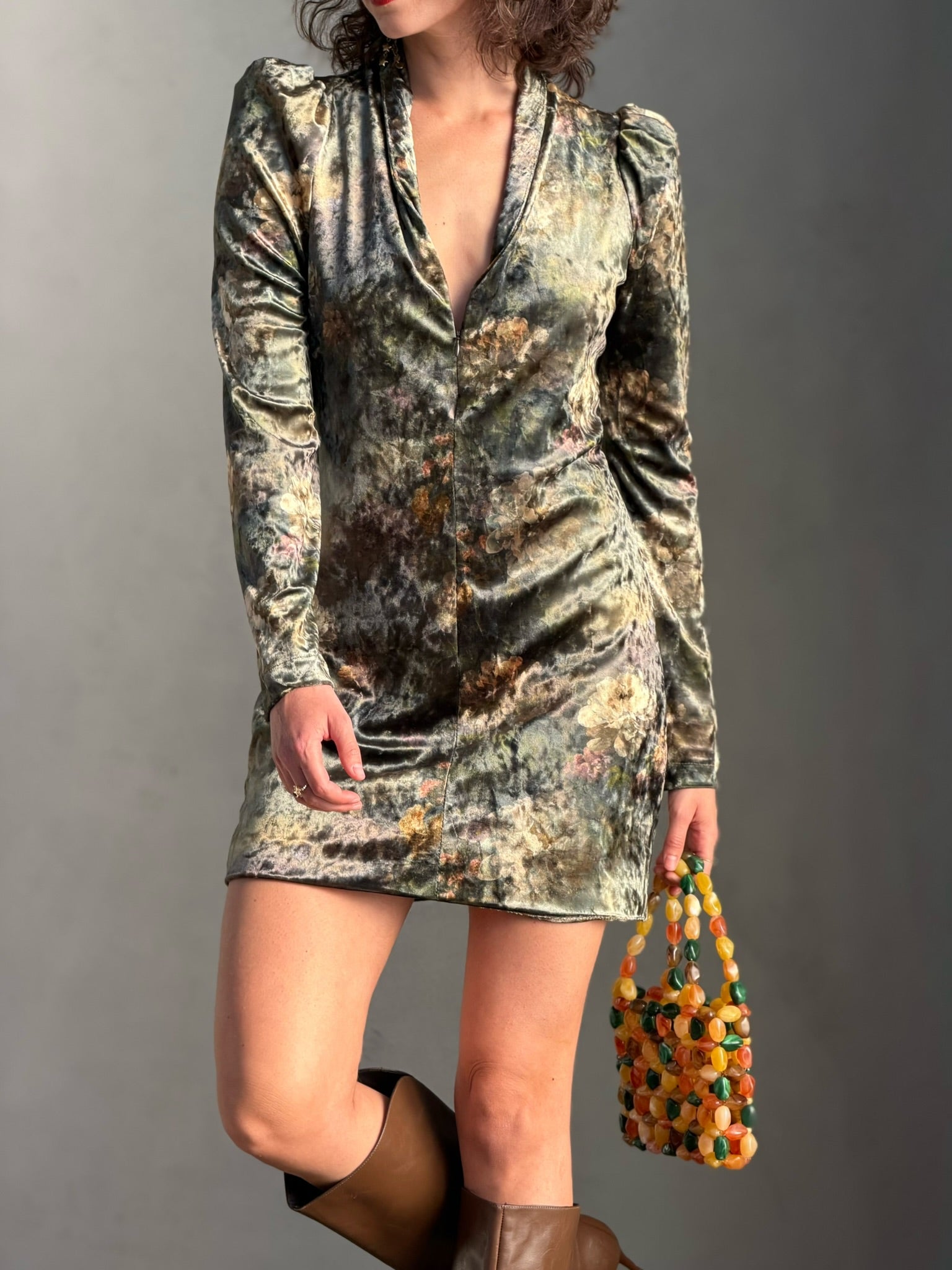 שמלת ברלין - ירוק פרחים דהויים