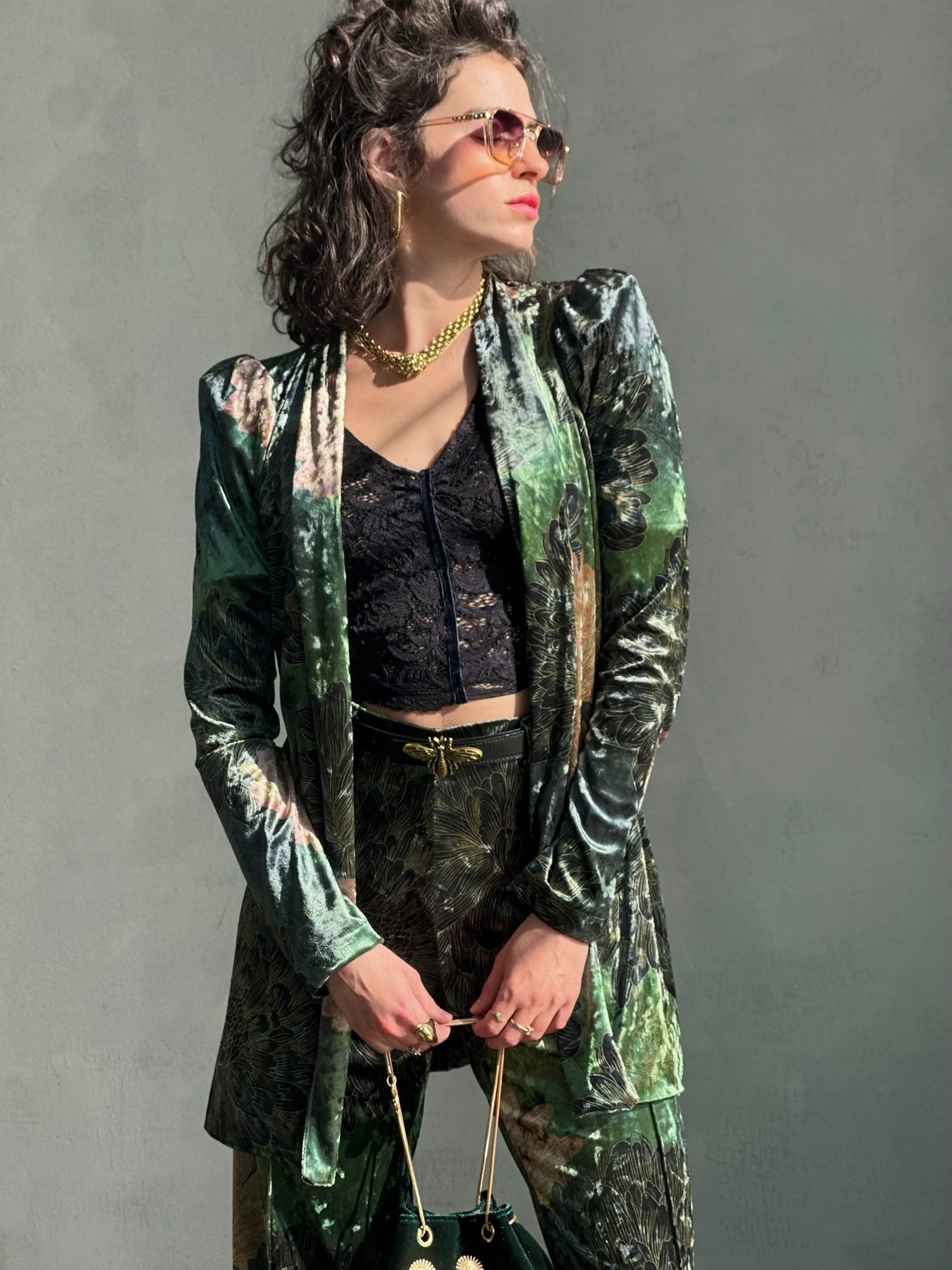 עליונית ברלין קטיפה שבורה - ירוק פרינט חרציות