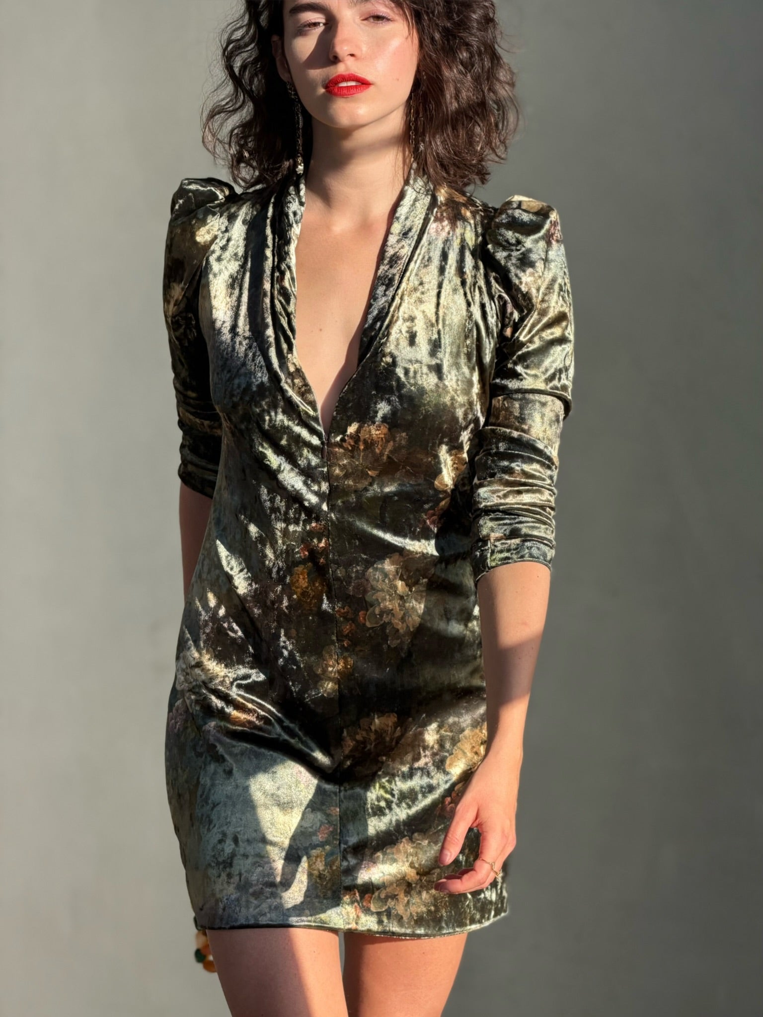 שמלת ברלין - ירוק פרחים דהויים