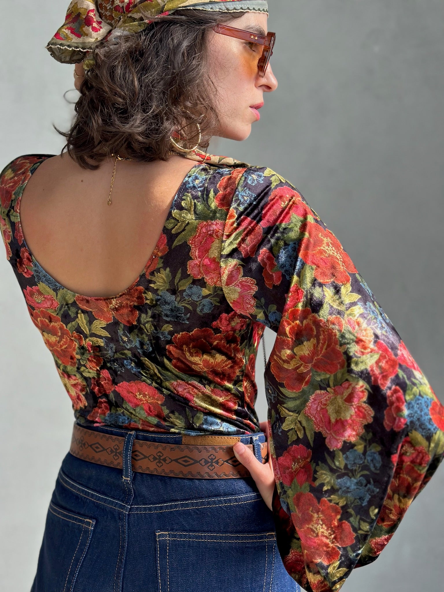 חולצת סופיה קטיפה פרינט גיאורגי