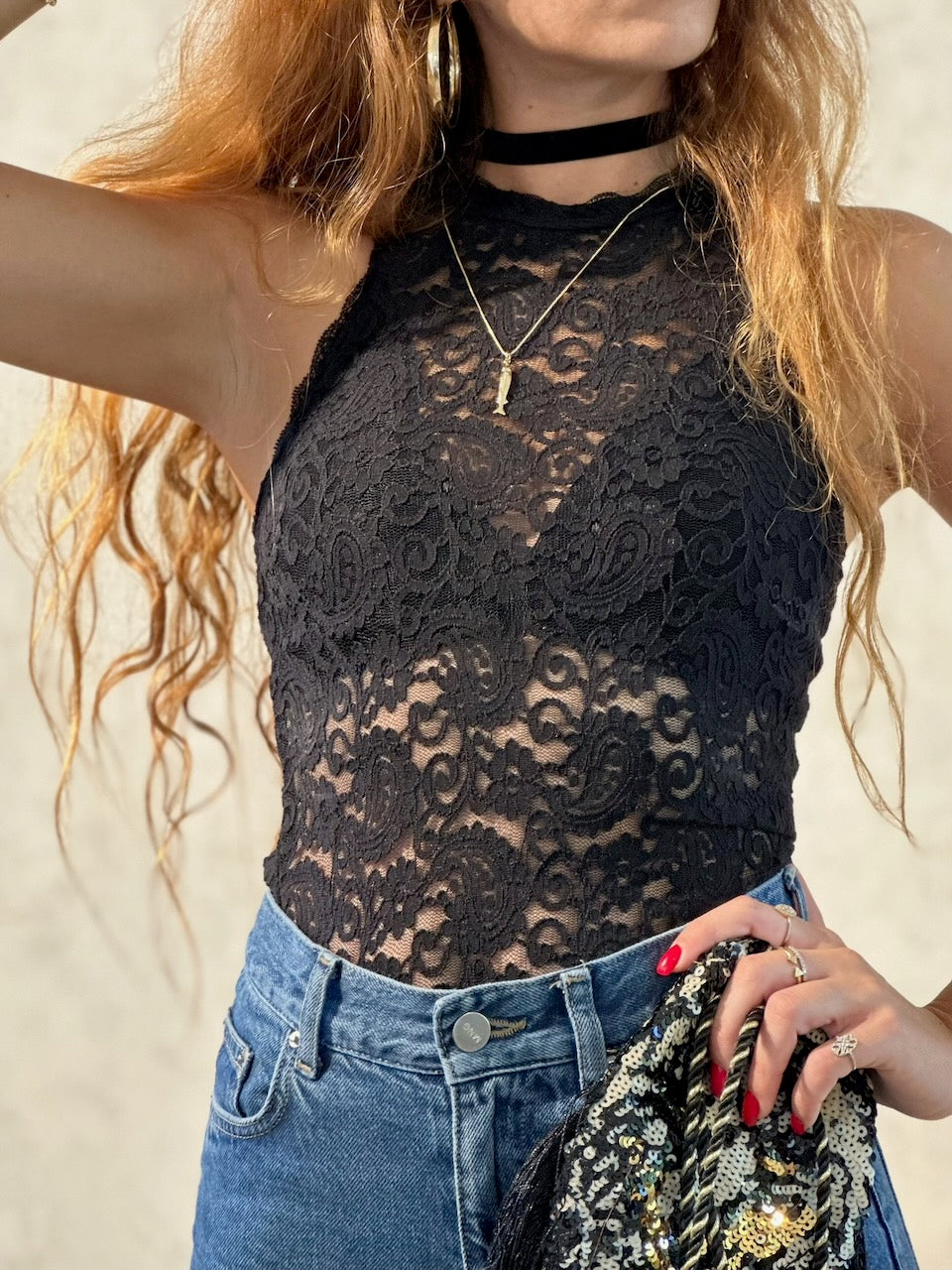 גופיית לולה - תחרה שחורה