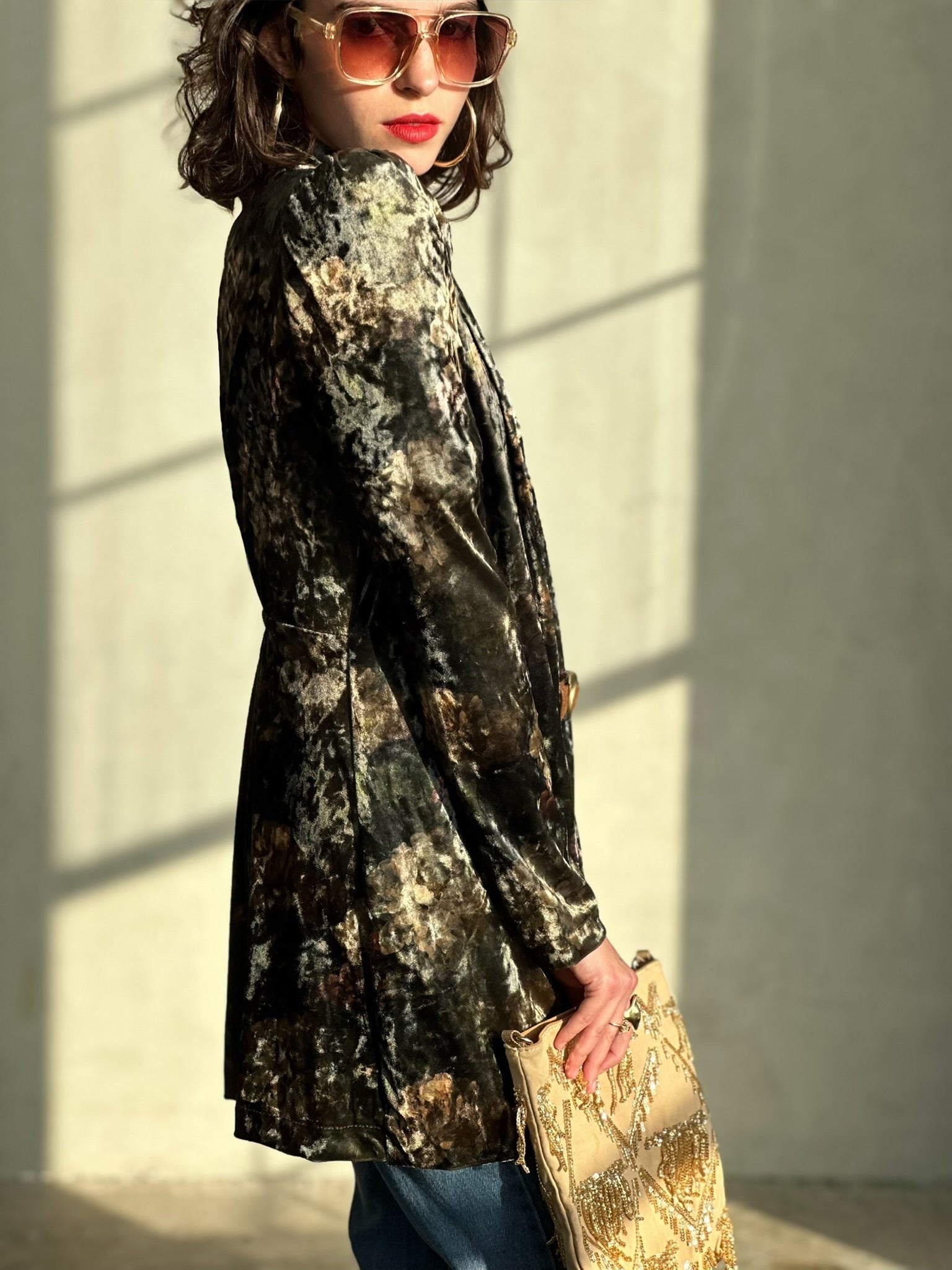 עליונית ברלין ירוק פרחים דהויים