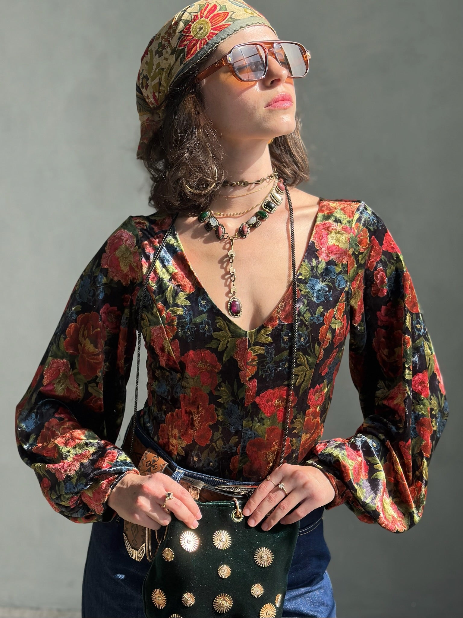 חולצת סופיה קטיפה פרינט גיאורגי