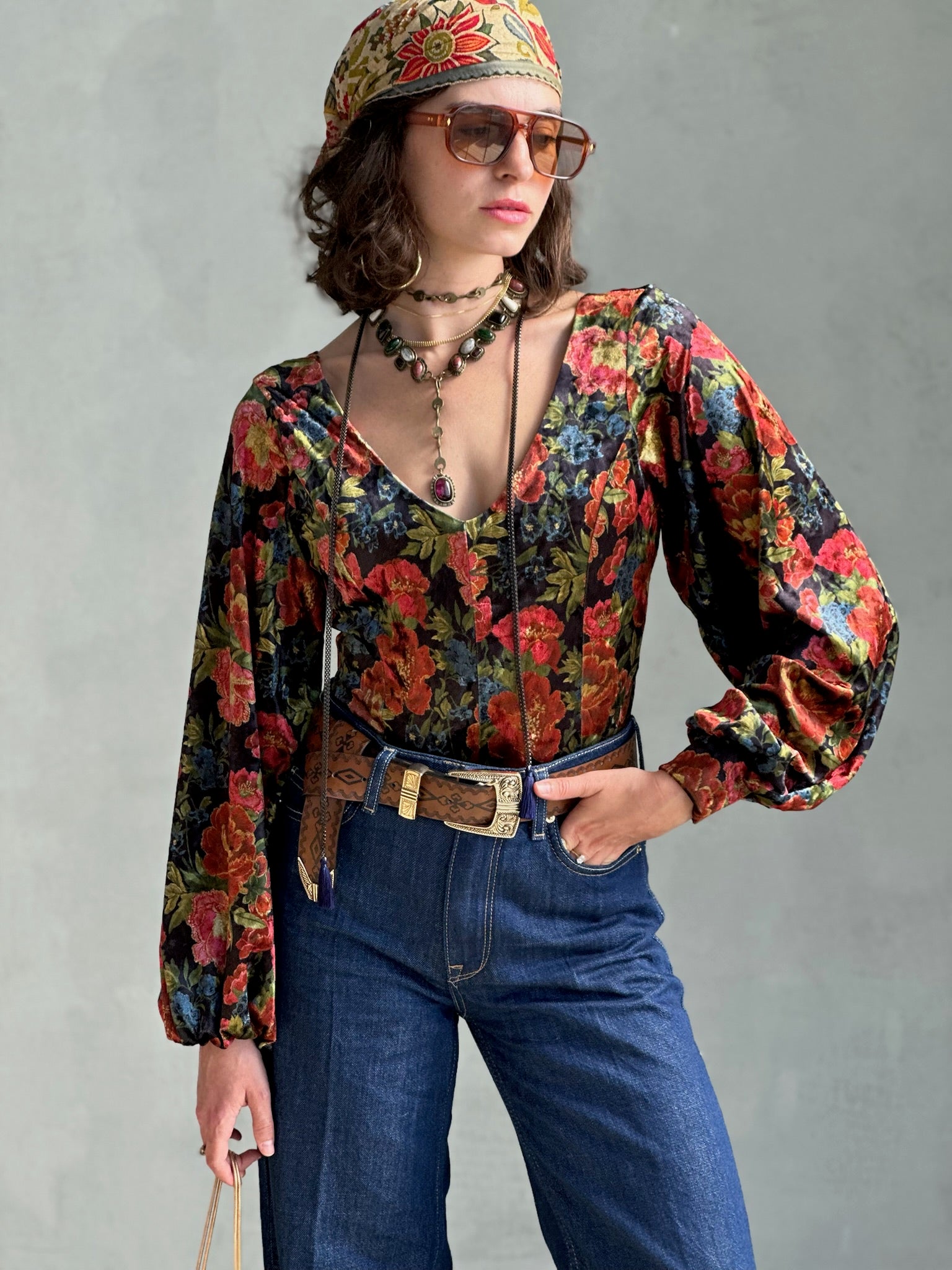 חולצת סופיה קטיפה פרינט גיאורגי