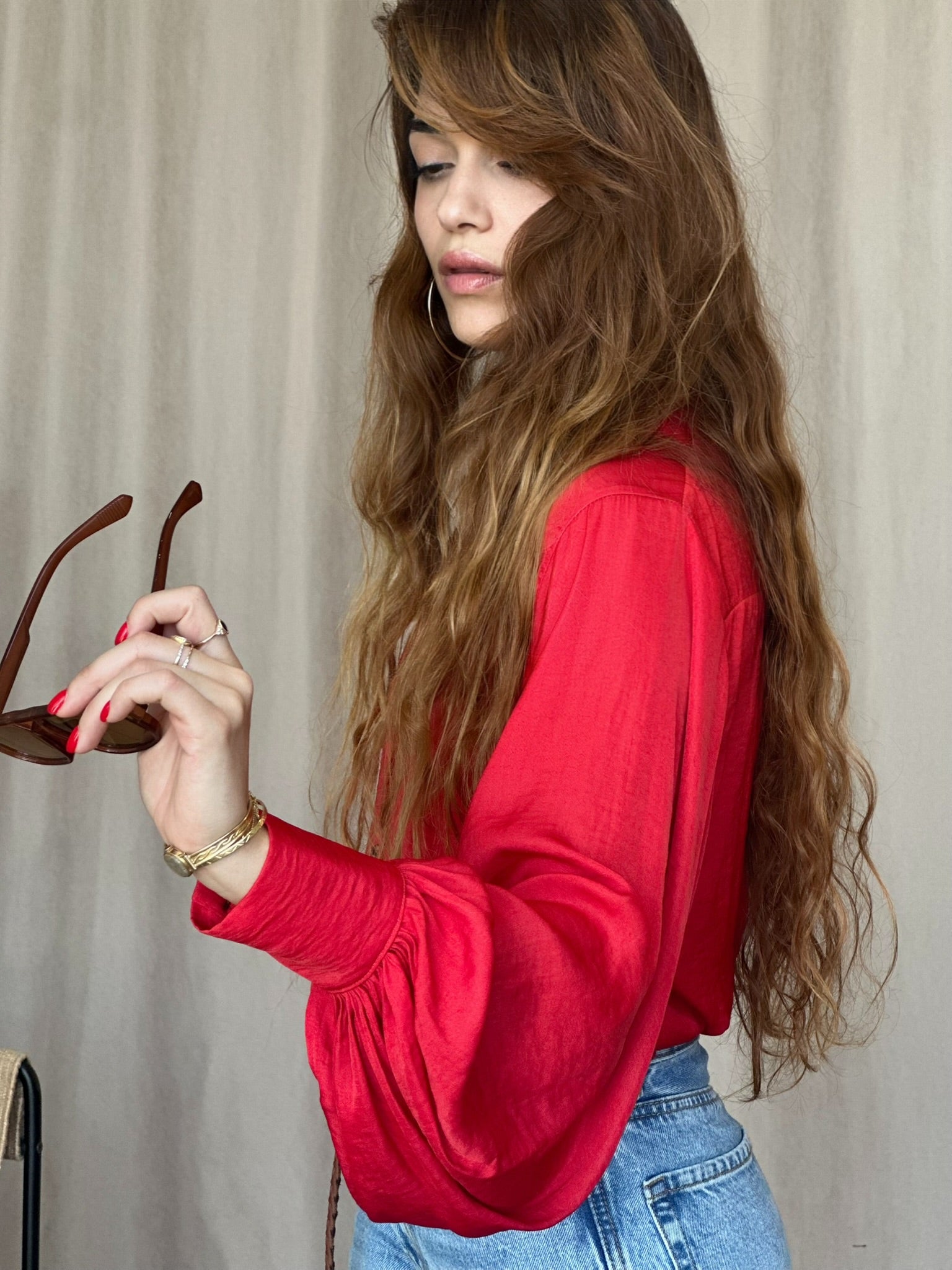 חולצת פריסיליה - אדומה