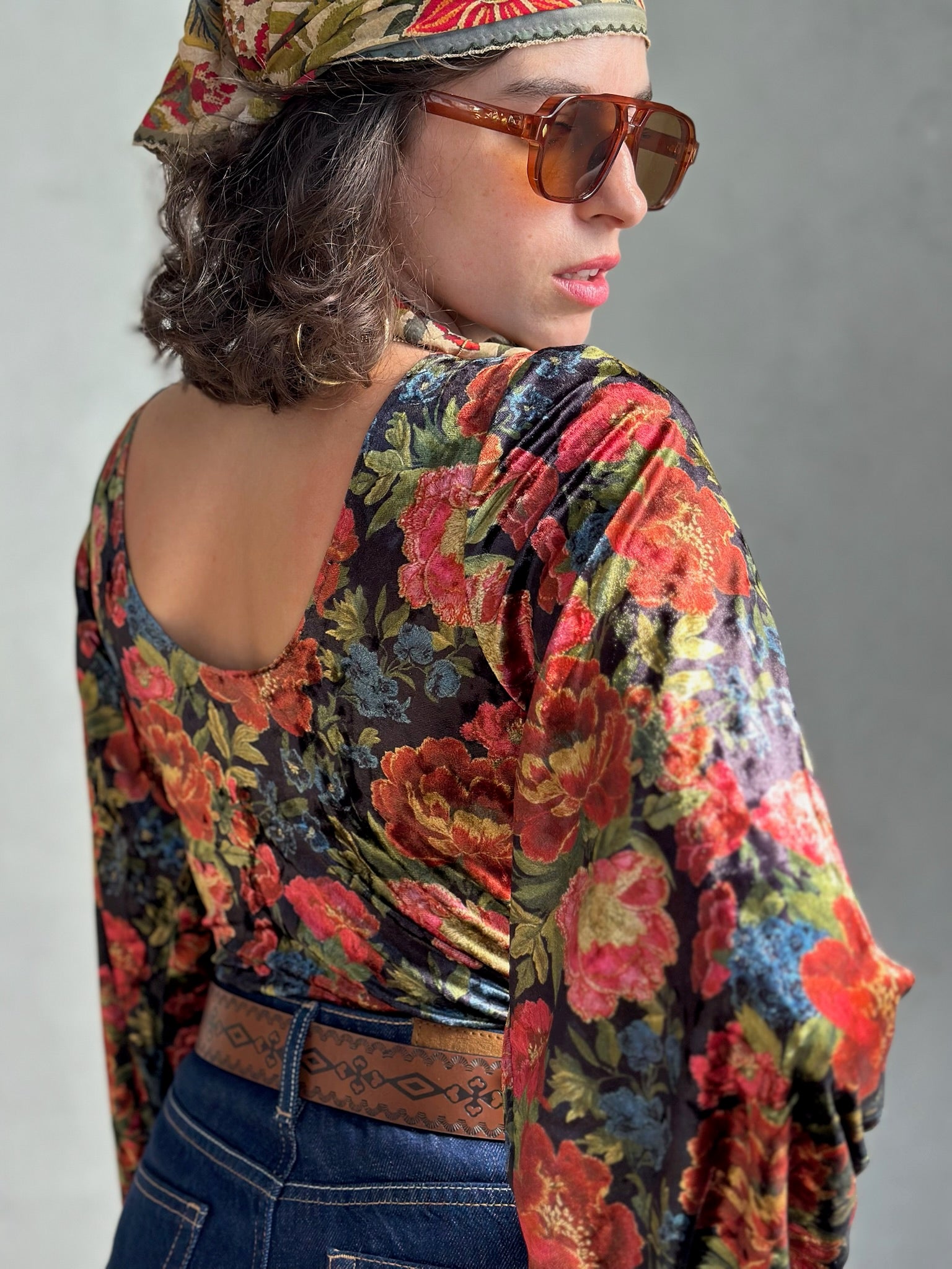 חולצת סופיה קטיפה פרינט גיאורגי