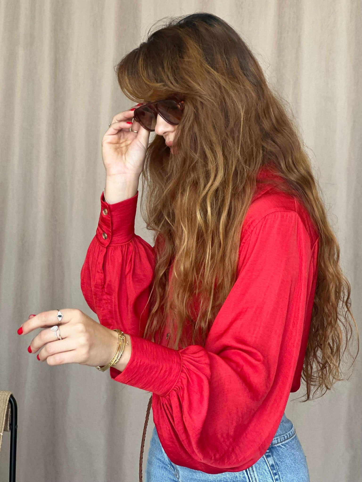 חולצת פריסיליה - אדומה