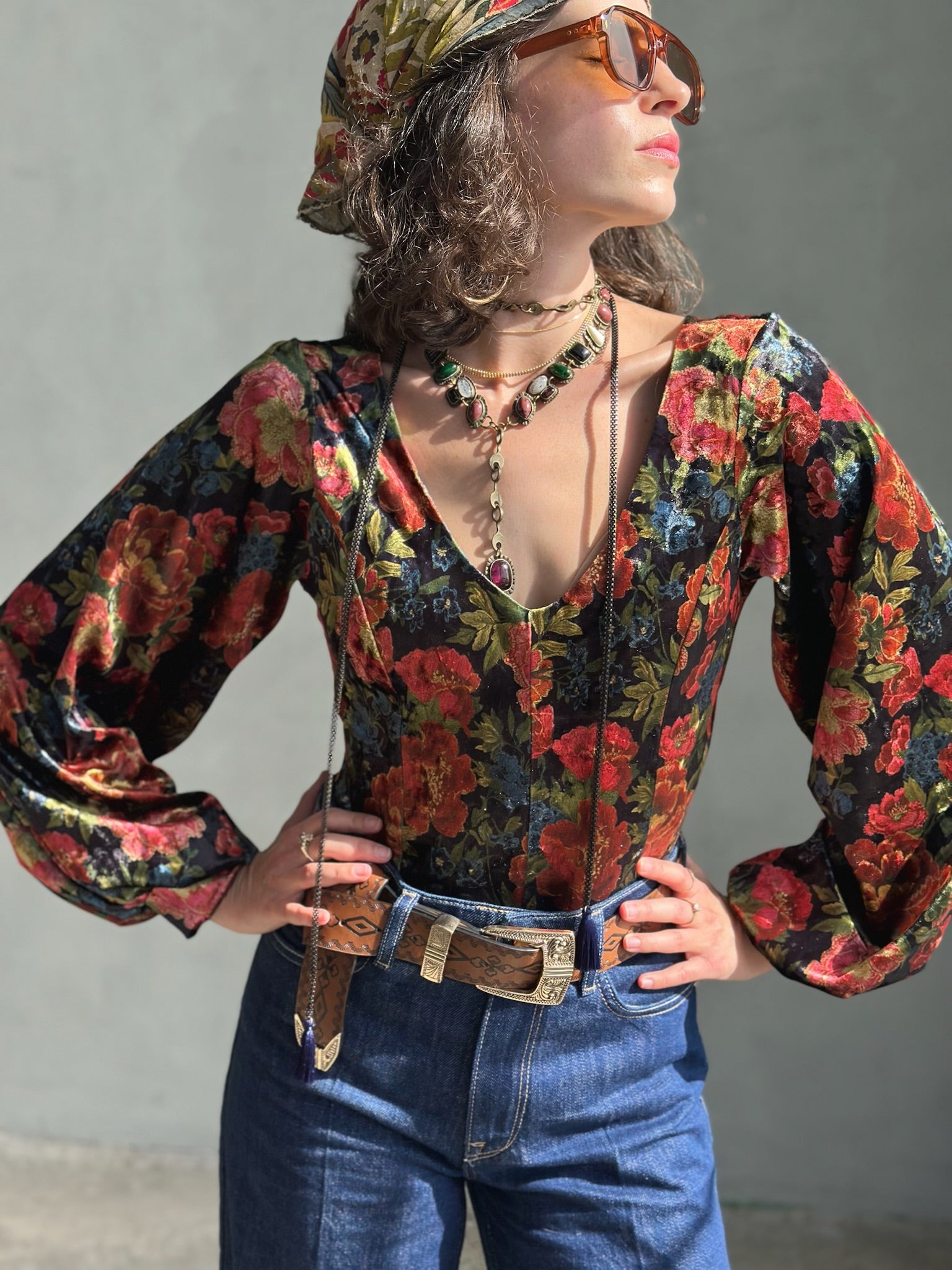 חולצת סופיה קטיפה פרינט גיאורגי