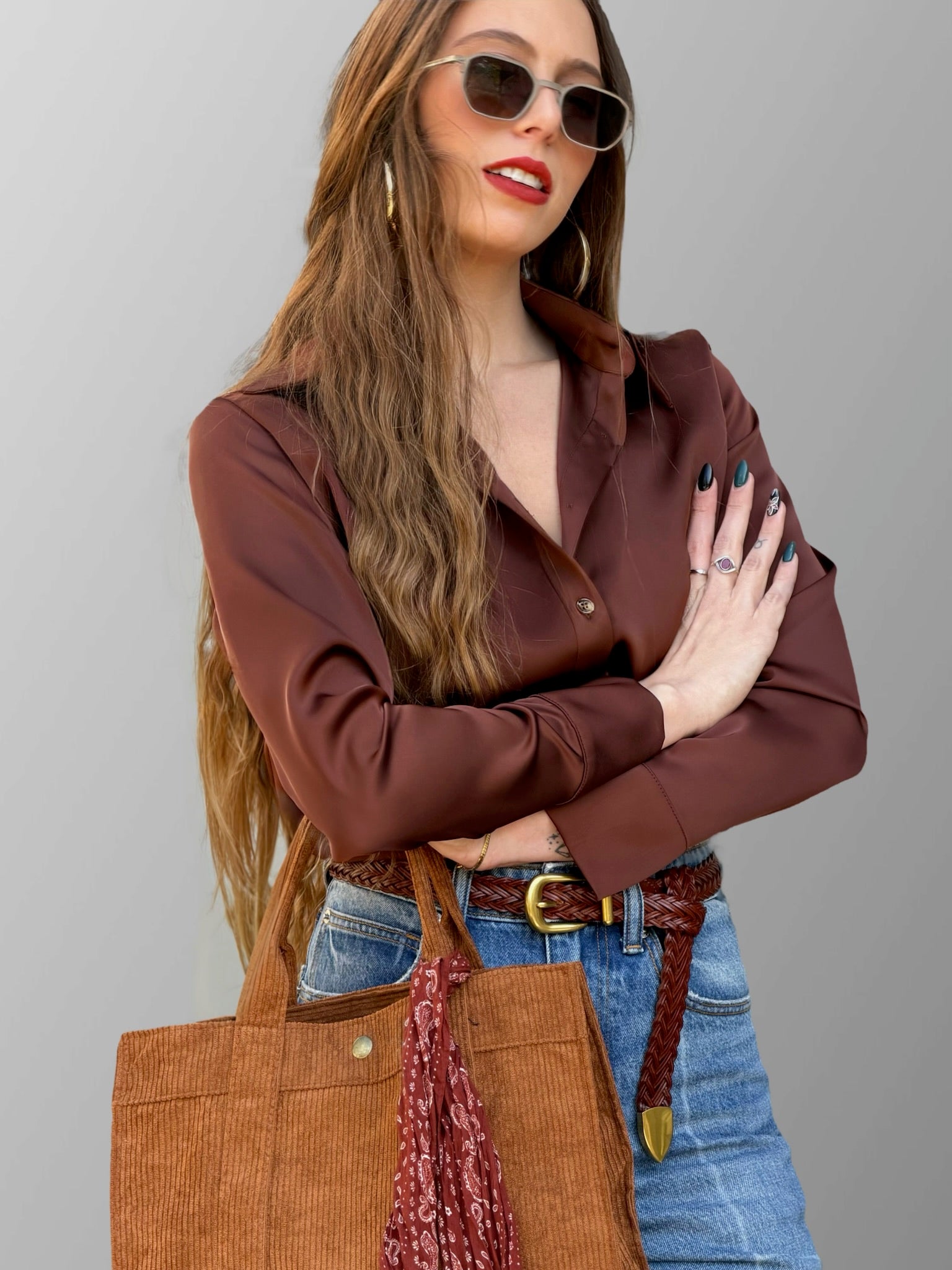 חולצת ג׳ינה - חומה